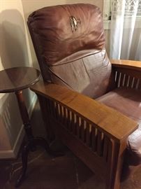 Mission Oak Barca Lounger Recliner. Small Tare Repairable