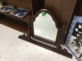 dresser mirror
