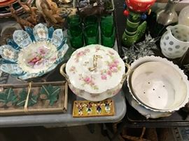 Lots of china, porcelain, crystal, pottery, etc.