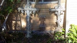 ANTIQUE IRON VICTORIAN FRENCH CROSSES