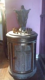 ANTIQUE SOLID BRASS TABERNACLE  WITH EUCHARIST INSIDE