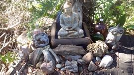 CONCRETE STATUES & ROCKS