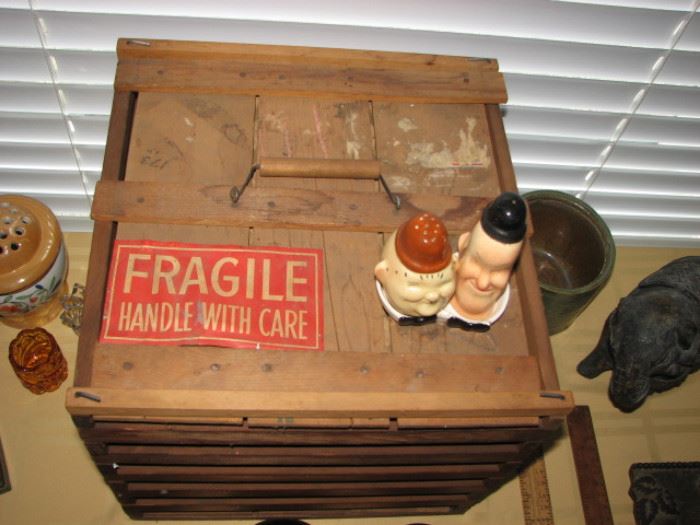 vintage Laurel & Hardy salt & pepper, vintage wood egg crate