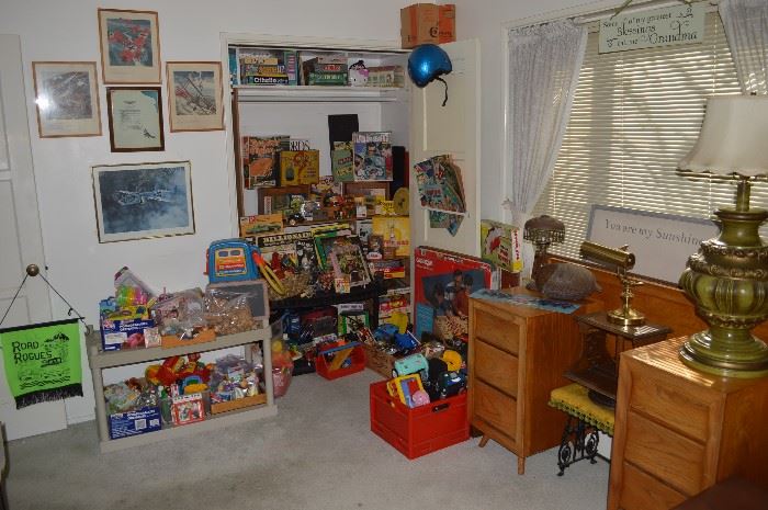Kid's Room/Toy Room