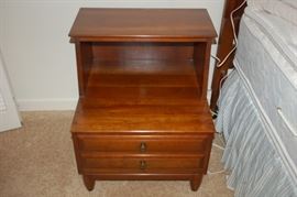 Willett - end table (one of 2)