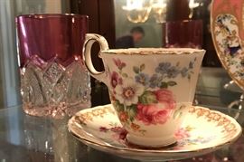 Crown Staffordshire England's Bouquet tea cup