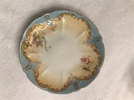 Alternate view of saucer