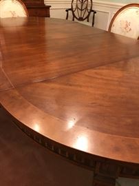 Top view of Drexel dining table (with 2 leaves)