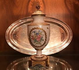 Miniature pedestal urn (pair)