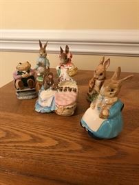 Alternate view of figurines