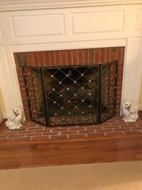 Fireplace screen & Andrea by Sadek RCCL Portugal dog figurine (2)