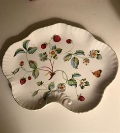 Old Foley James Kent Ltd. Strawberry platter