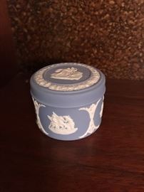 Wedgwood decorative box