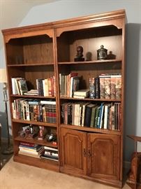 Thomasville bookshelves