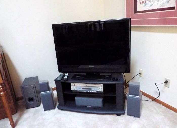 Mitsubishi Flat screen TV and Pioneer DVD/CD stereo system