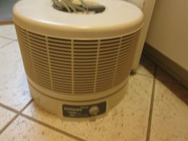 "Enviracaire" Portable Air Cleaner