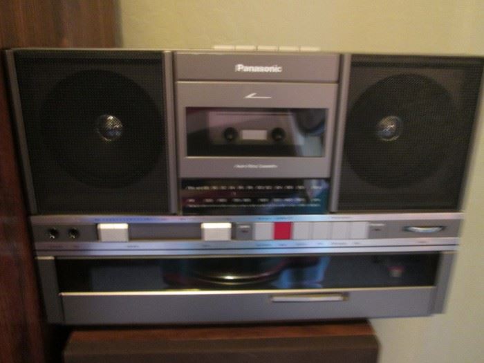 Vintage Panasonic Boombox # SG-J500, AM/FM Radio, Cassette Player and Turntable, COOL!!!
