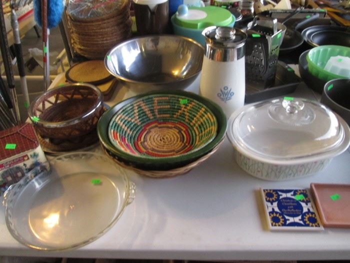 Pyrex, Corning Ware, Covered Casserole & Stainless Bowl