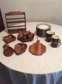 Fun Wooden Kitchen Things and Dishes