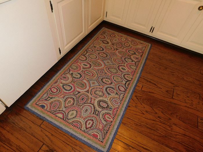 Colorful hooked cotton rug