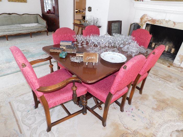Duncan Phyfe table with 6 chairs