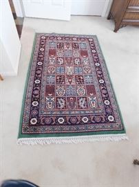 Very nice wool rug approximately 3 x 5