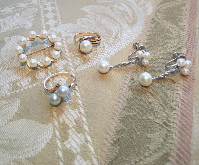 These 4 pieces are marked Mikimoto-the best pearls you can buy! Mikkimoto was the originator of the cultured pearl in 1893 and remains the standard of the industry.