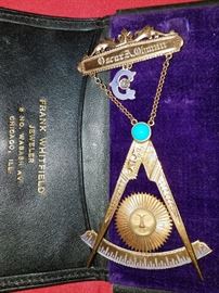 Vintage Masonic lapel pin