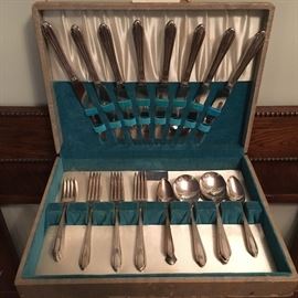 Silver plated flatware set in box, 39 pieces.