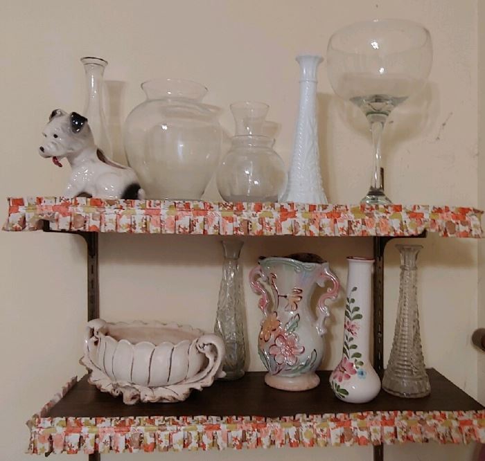 Terrier Planter, Vases (Glass & Ceramic)