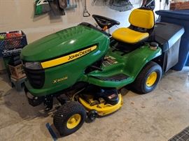 John Deere riding mower