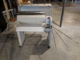 Vintage electric ironer