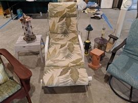 chaise lounge