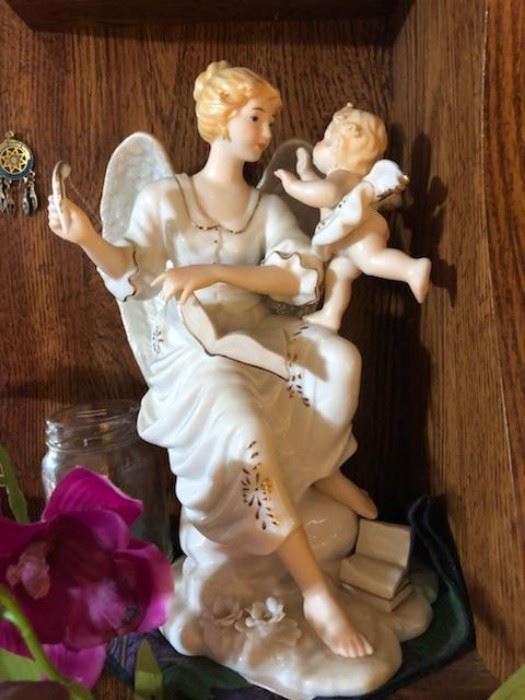 Porcelain Angels Statue