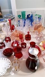 Miscellaneous glassware