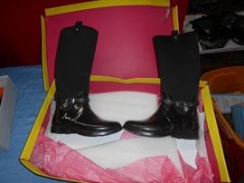 Black Boots in Box