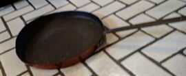 Vtg. French Farmhouse Skillet Villedieu Oval Copper Pan/Skillet , Tin Lined with Brass Handles. Very Nice Find.