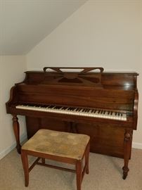 Beautiful Melodiette upright piano!  Recently tuned!