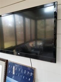LG Flat Screen TV!