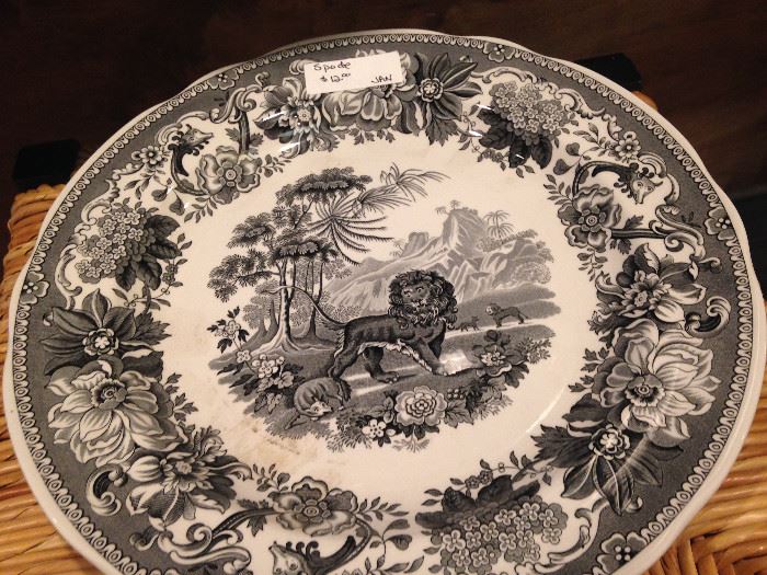 The Spode Archive Collection "Aesop's Fables"   -  Underglaze print from a hand engraved copper plate