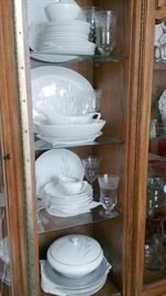 Platinum Wheat China Set