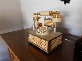 Vintage Deco-Tel French Telephone