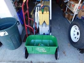 Scotts Seeder