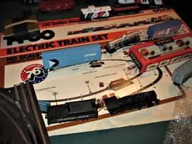 Tyco Train Sets and Accessories