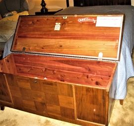 Lane Cedar Chest