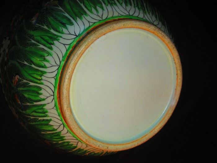 Base of antique porcelain Chinese bowl