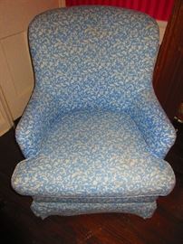 I'm chair in blue and white floral