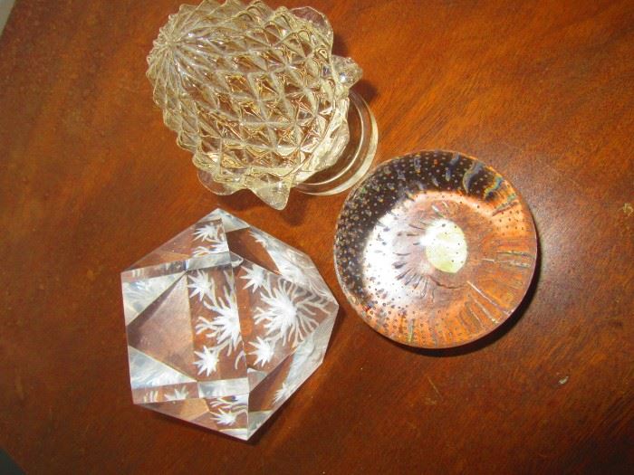 Vintage and antique paperweights