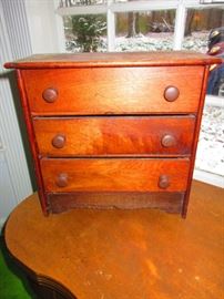 Salesman sample of 3 drawer chest