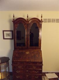 Henredon  Secretary Desk